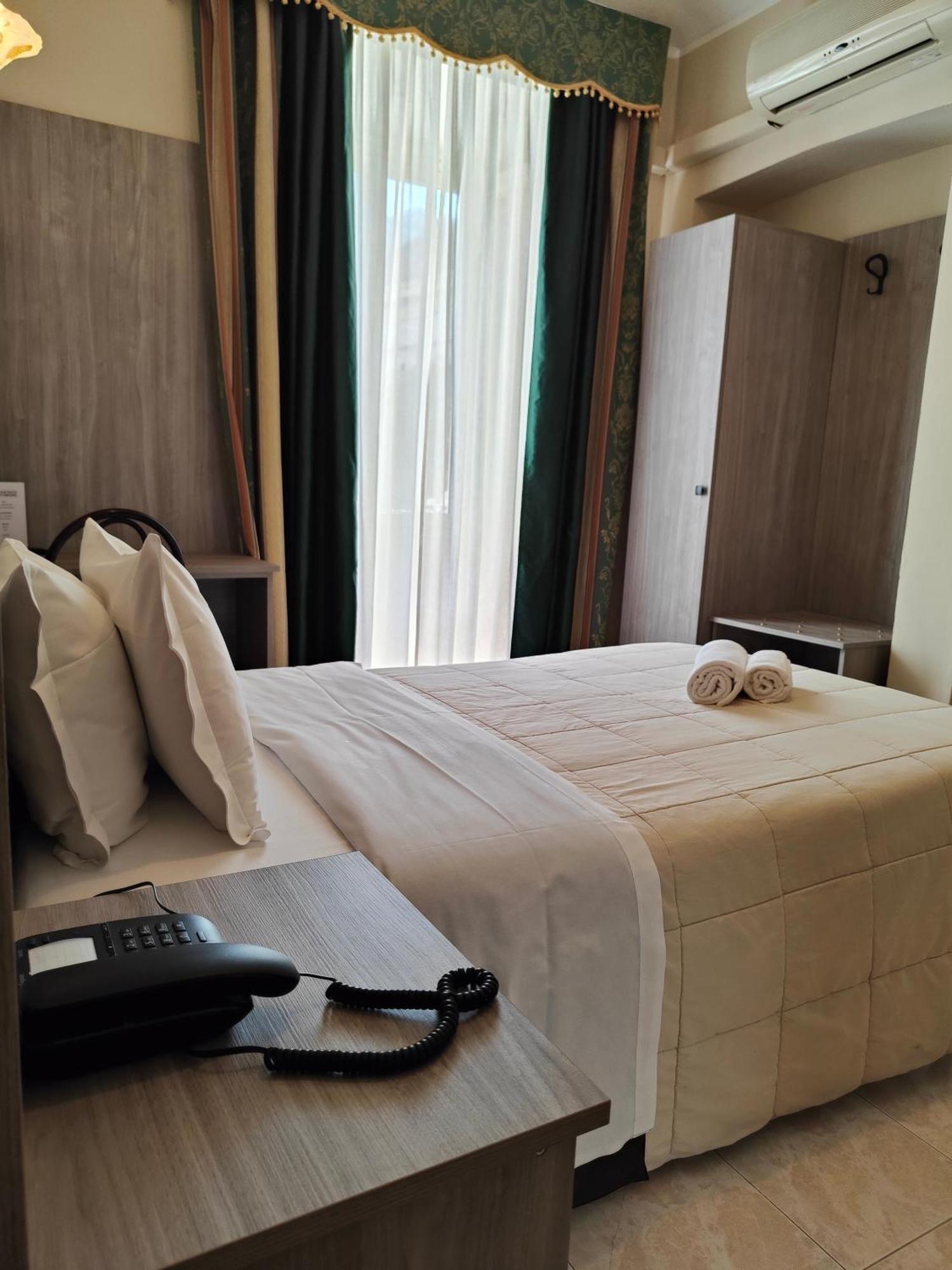 Hotel Romano Turin Exterior foto